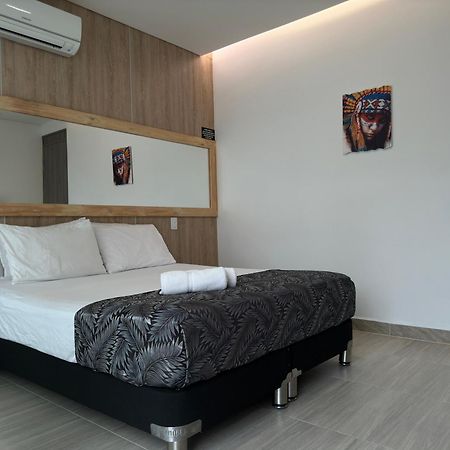 Hotel Piso 12 Bello Luaran gambar