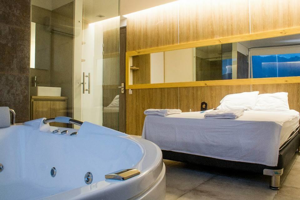 Hotel Piso 12 Bello Luaran gambar