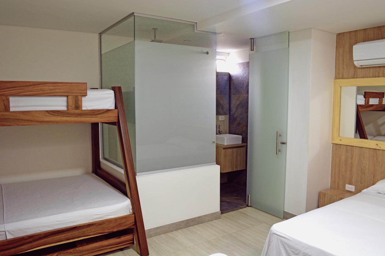 Hotel Piso 12 Bello Luaran gambar