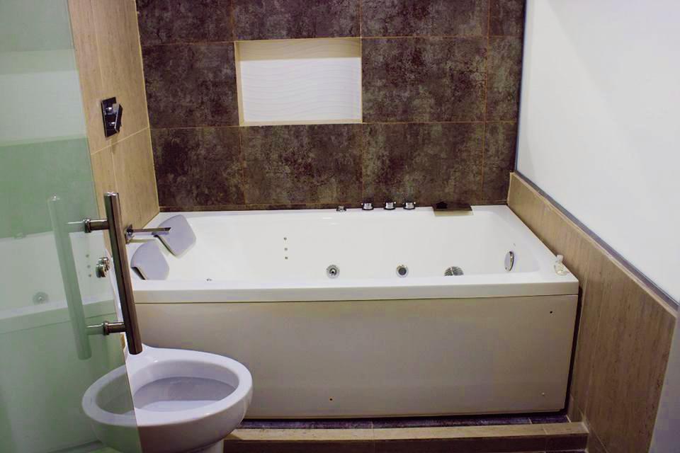 Hotel Piso 12 Bello Luaran gambar